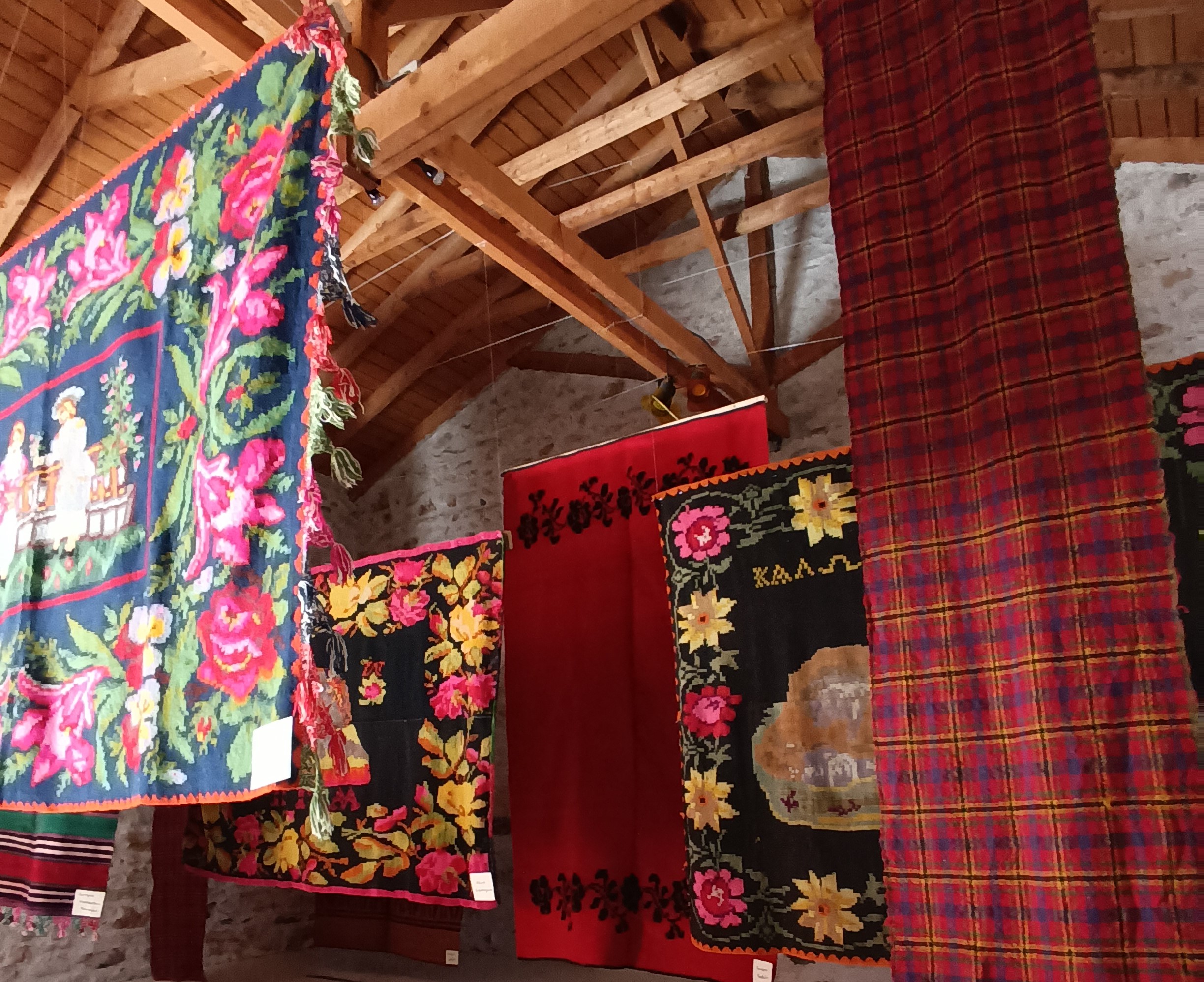 Εγκαίνια του Εργαστηρίου – Μουσείου Υφαντικής -Woven Installation από τον Πολιτιστικό Σύλλογο Λιμεναρίων “Το Κάστρο”.