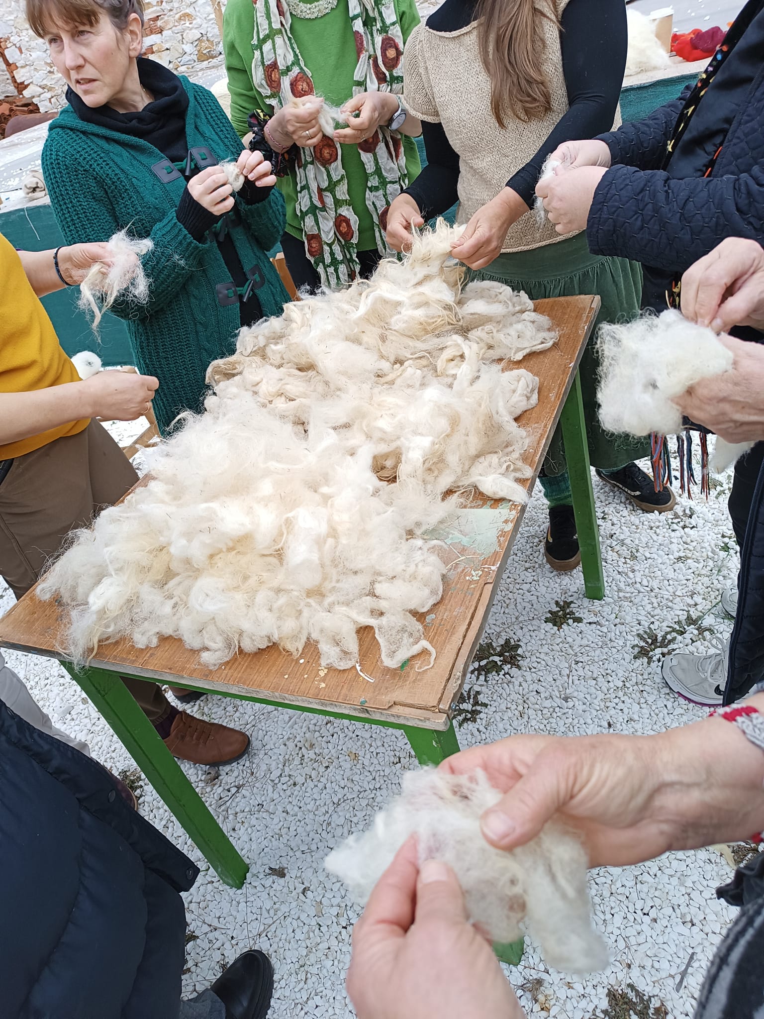 “Μάθε μια τέχνη κι .. άστηνε” στις Αποθήκες Μεταλλείων. Η τέχνη του μαλλιού (10/3/2024).