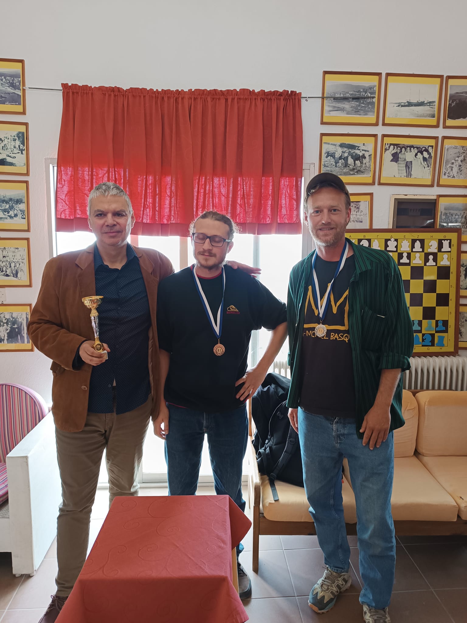 Με επιτυχία πραγματοποιήθηκε το τουρνουά Rapid Θάσου, που διοργάνωσε ο Πολιτιστικός Σύλλογος Λιμεναρίων “Το Κάστρο” και οι σκακιστικές ομάδες της Θάσου (4/5/2024).